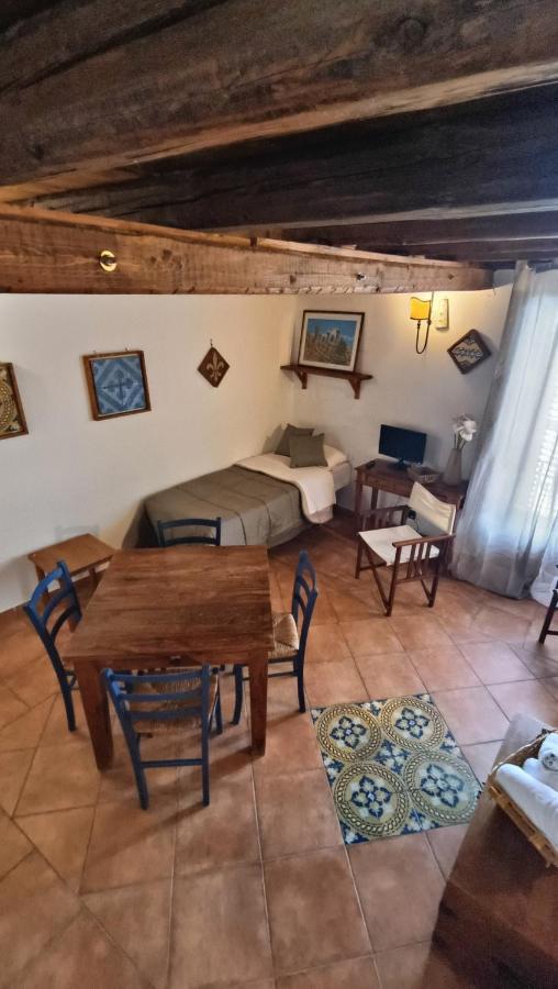 אגריג'נטו Afena Rent Bedrooms מראה חיצוני תמונה